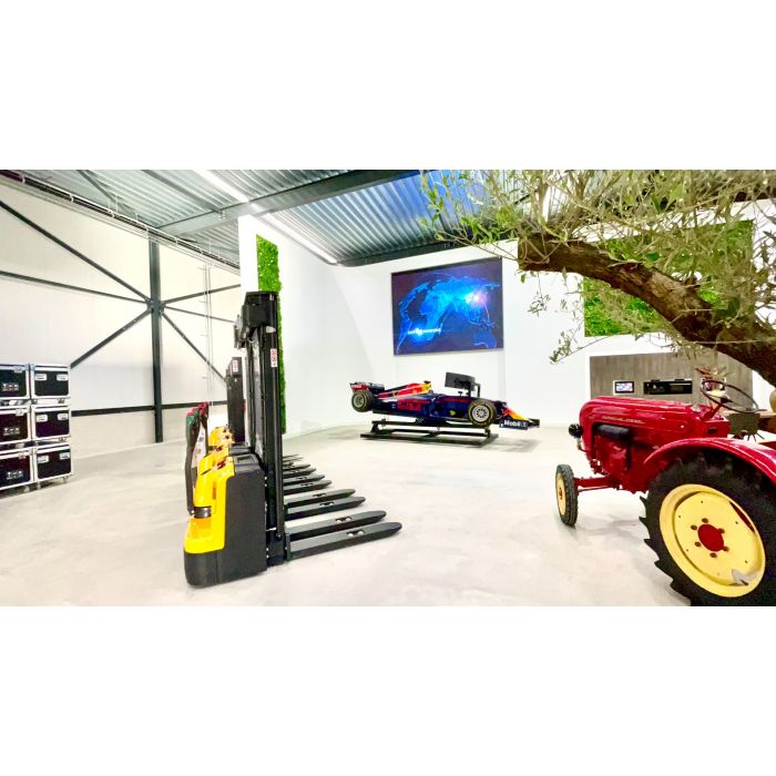 Stapelaar vol elektrisch 1600 KG / hefhoogte 5300 mm